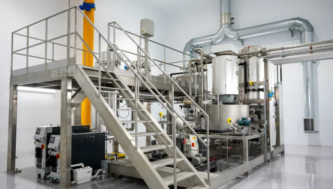 COtooCLEAN demonstration plant for food-grade recycling